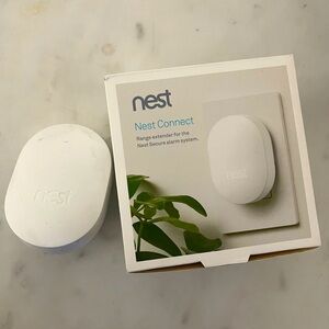NEST Connect  Range extender for the Nest Secure alarm system. 2 Pack